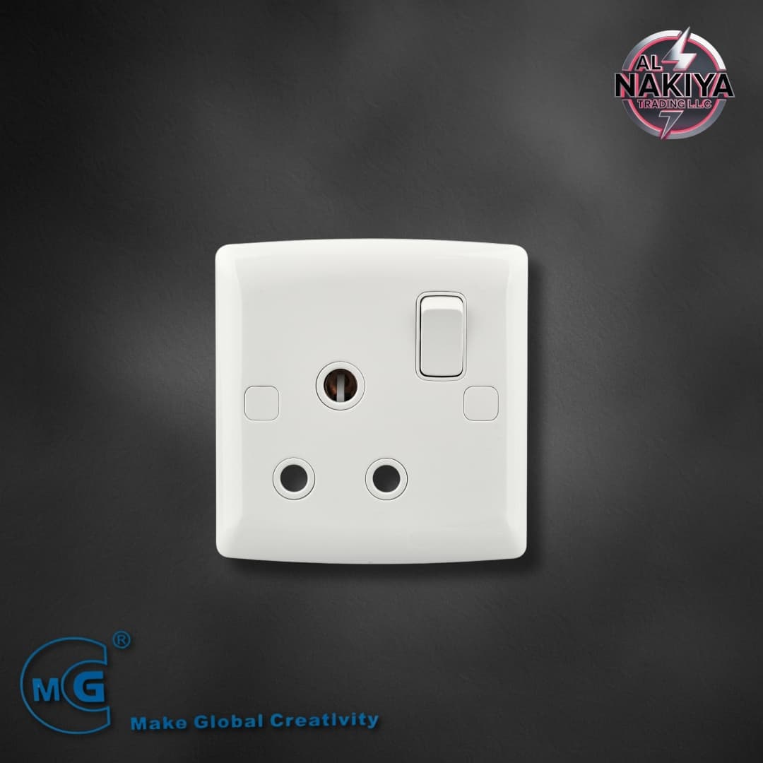 MULTI 13A SOCKET WITH SWITCH AND NEON (BIG BUTTON) (WHITE+GOLD)